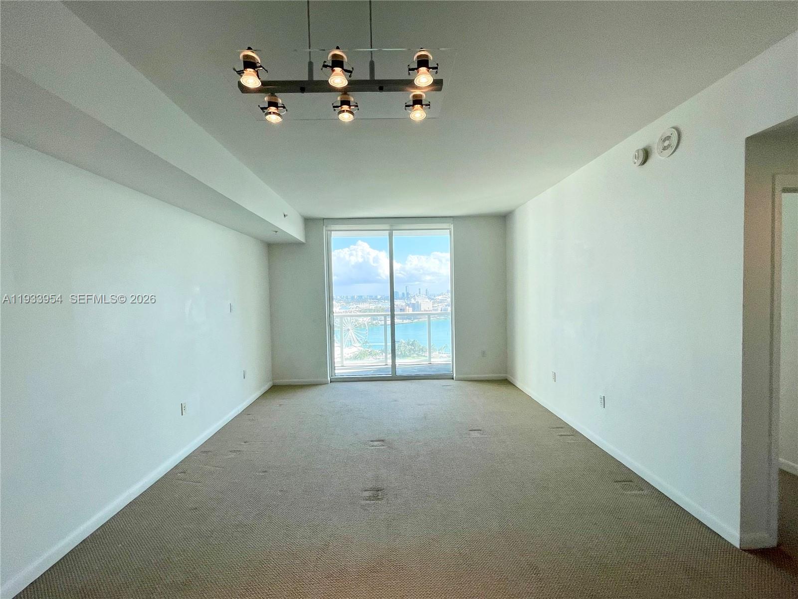 VIZCAYNE SOUTH CONDO - Residential Lease