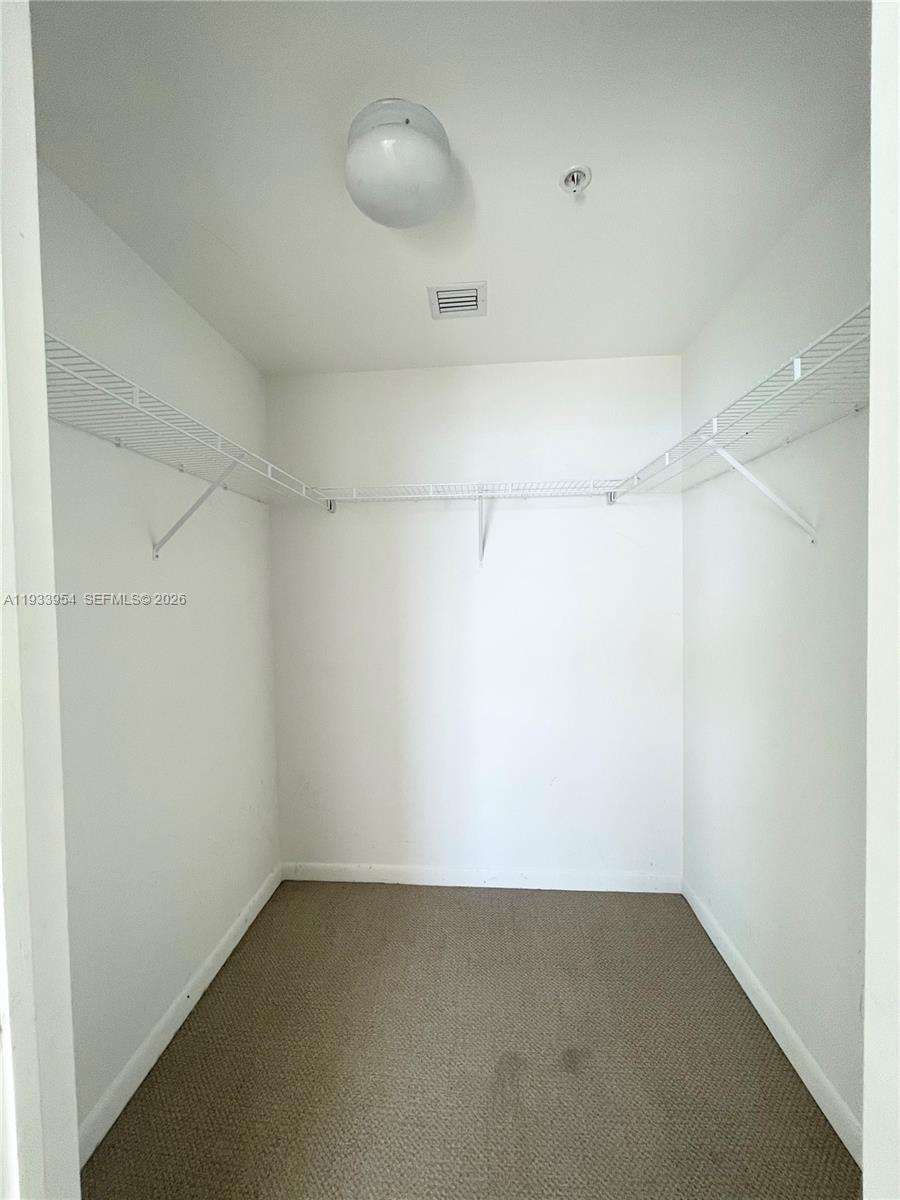 VIZCAYNE SOUTH CONDO - Residential Lease