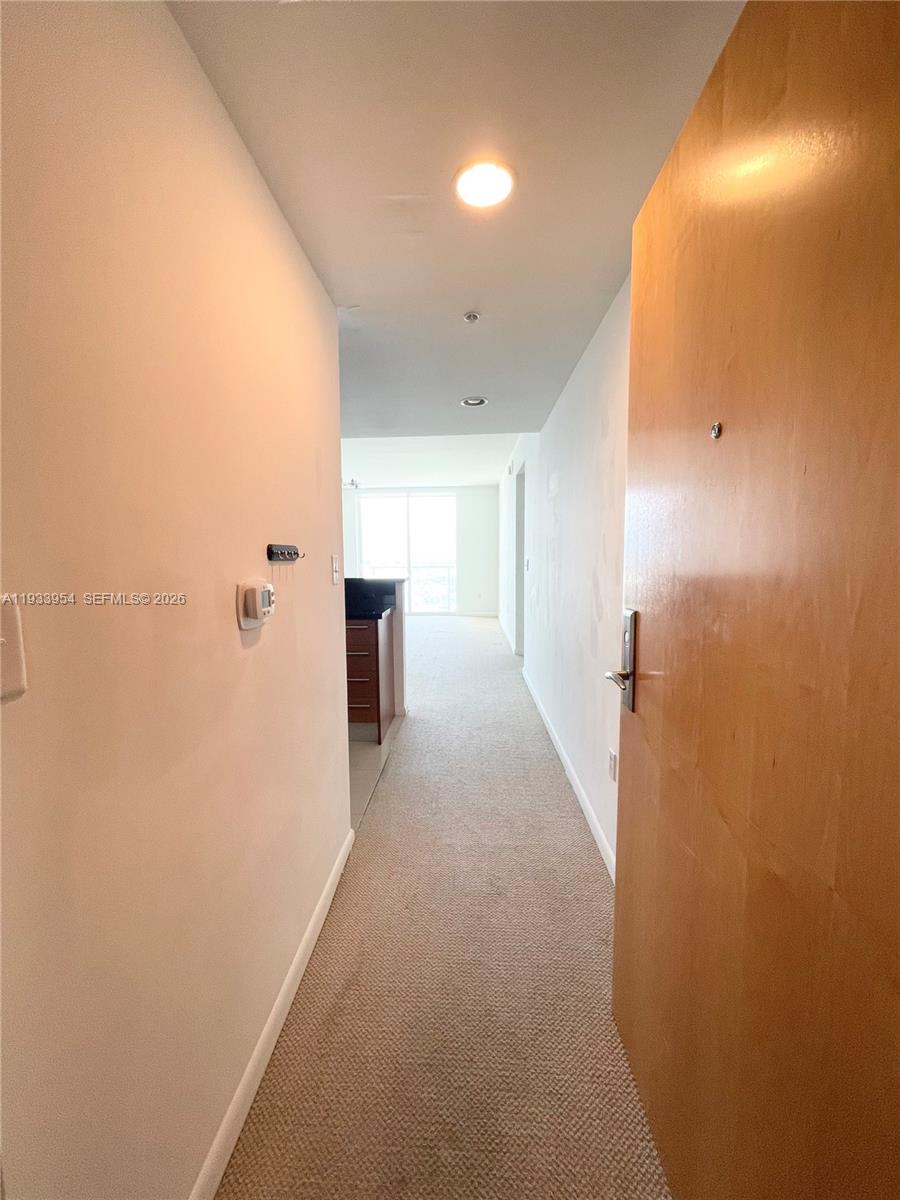 VIZCAYNE SOUTH CONDO - Residential Lease
