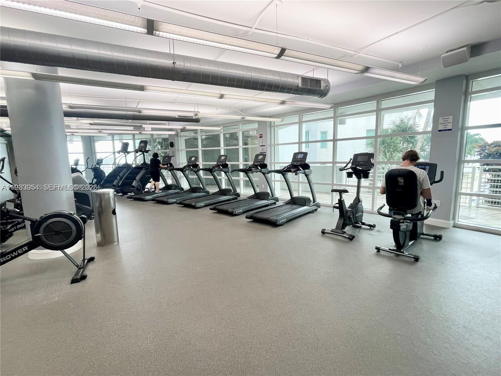 VIZCAYNE SOUTH CONDO - Residential Lease