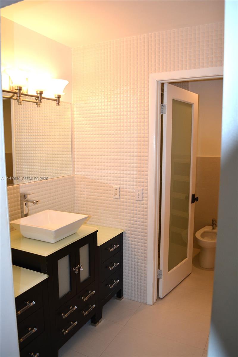 THE VILLAS OF AMBERWOOD I - Residential