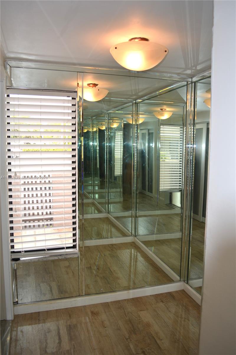 THE VILLAS OF AMBERWOOD I - Residential