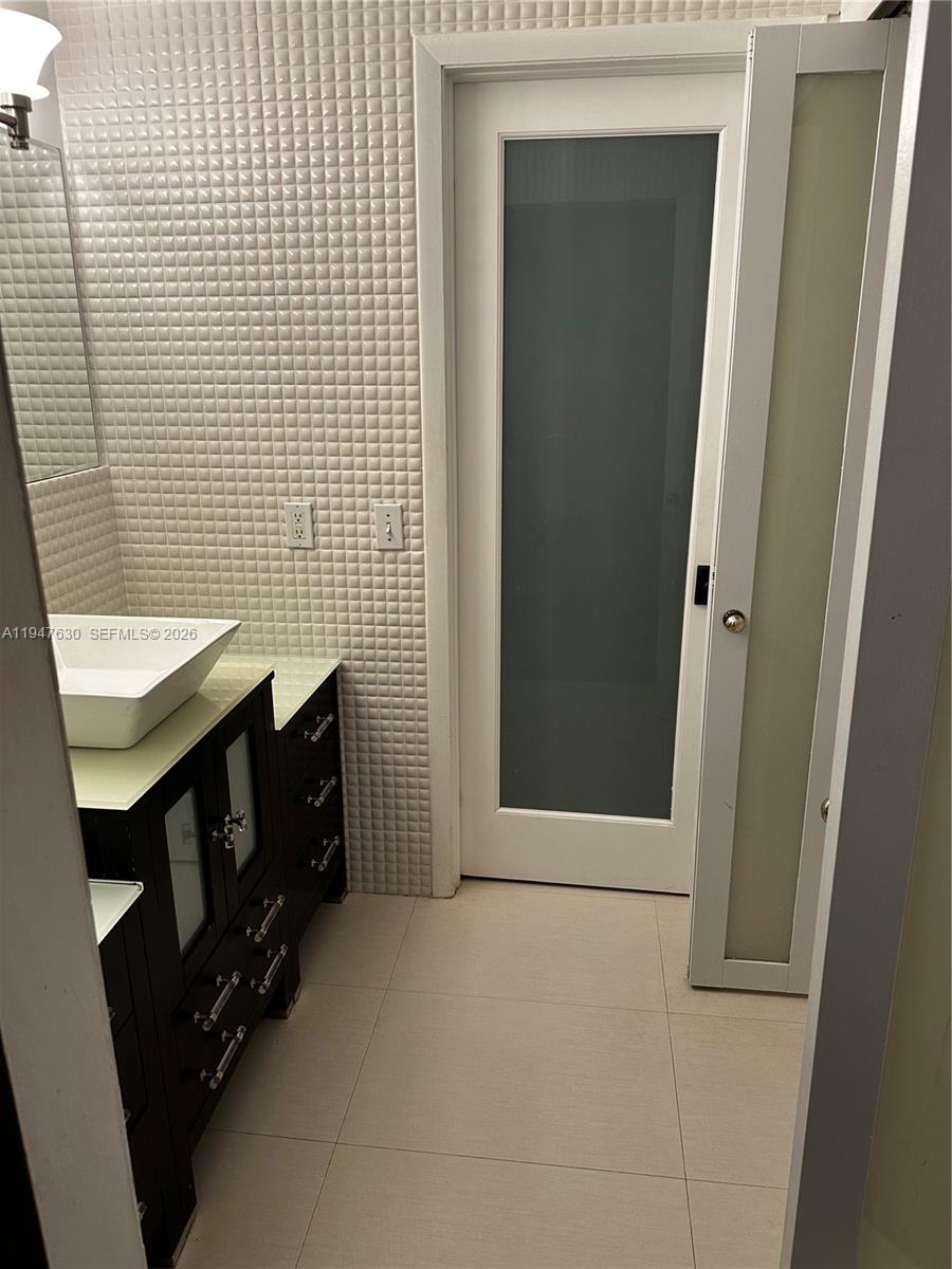 THE VILLAS OF AMBERWOOD I - Residential