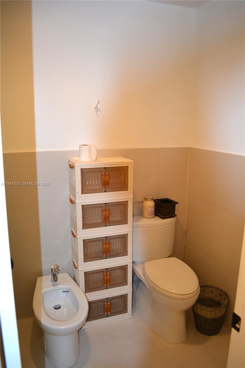 THE VILLAS OF AMBERWOOD I - Residential