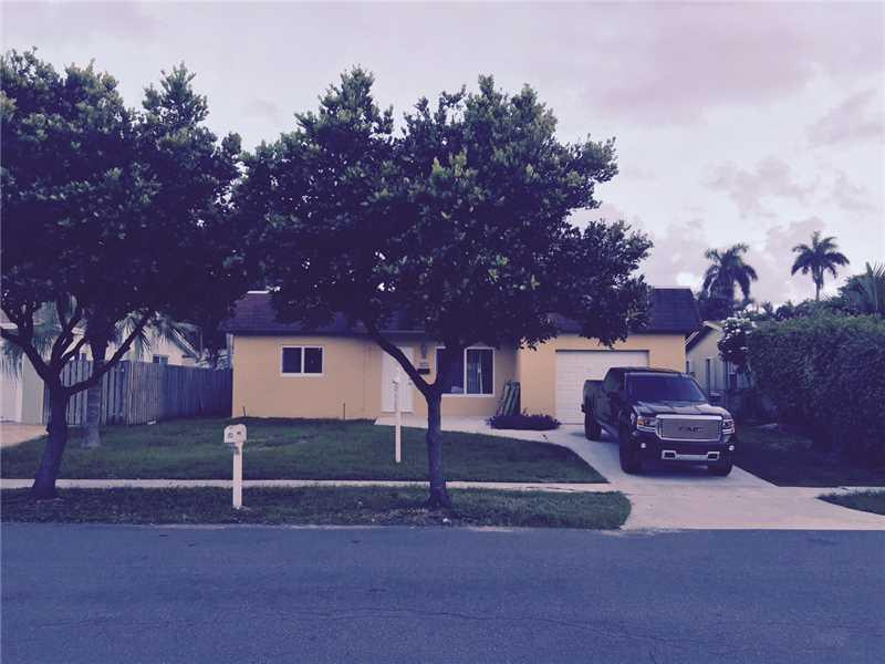 DANIA HIGHLANDS 87-1 B - Residential