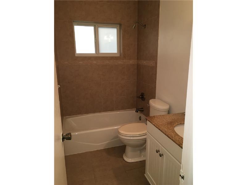 DANIA HIGHLANDS 87-1 B - Residential