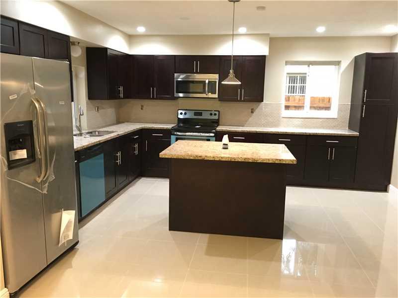 DANIA HIGHLANDS 87-1 B - Residential