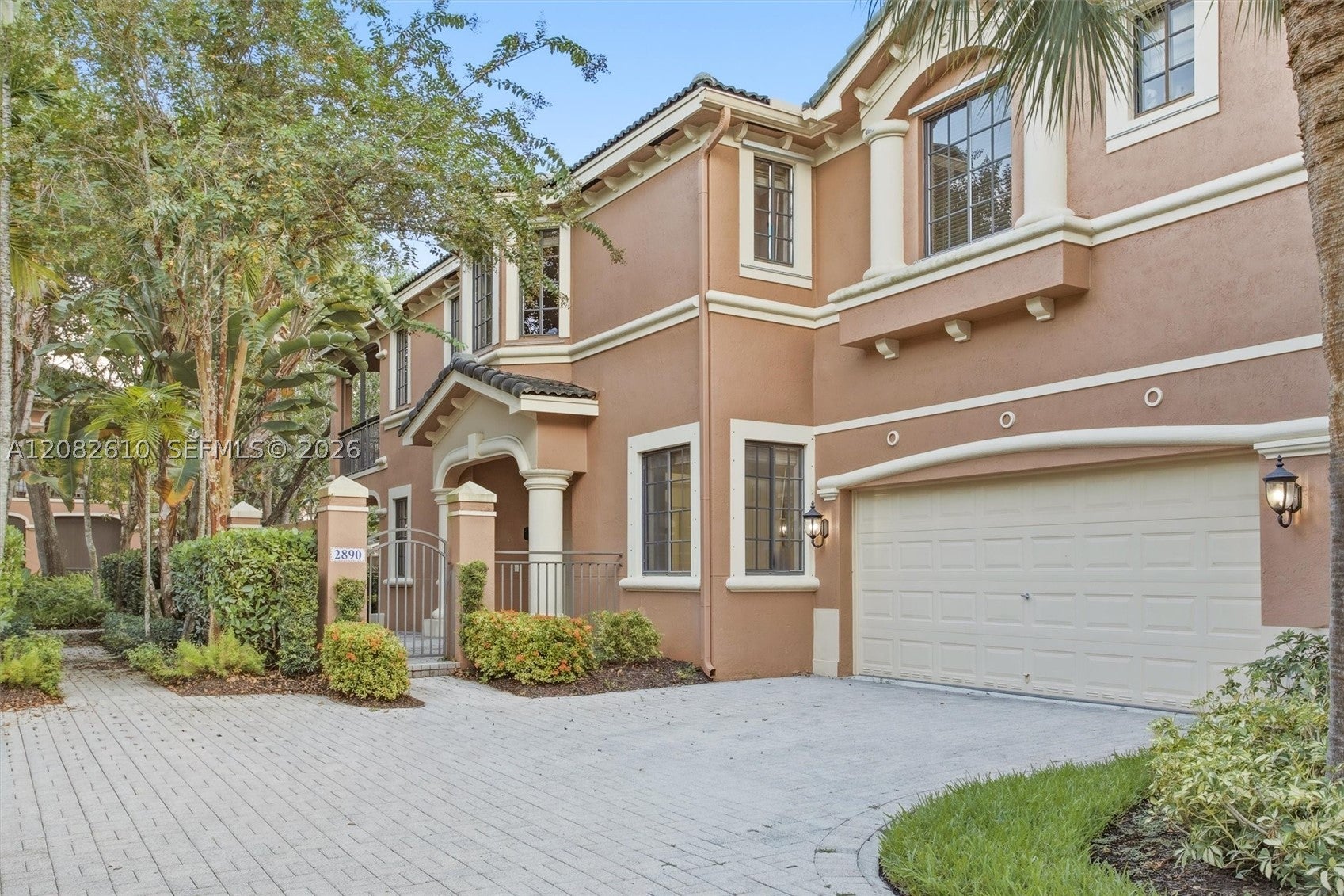 2890 Kinsington Cir