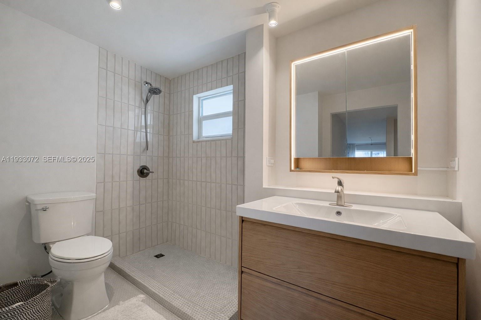 JEFFERSON VILLAS CONDO - Residential Lease