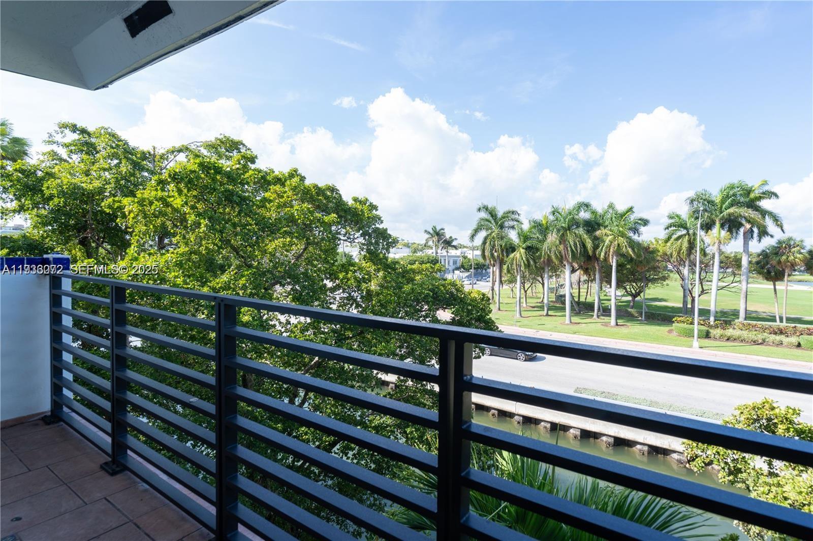 JEFFERSON VILLAS CONDO - Residential Lease