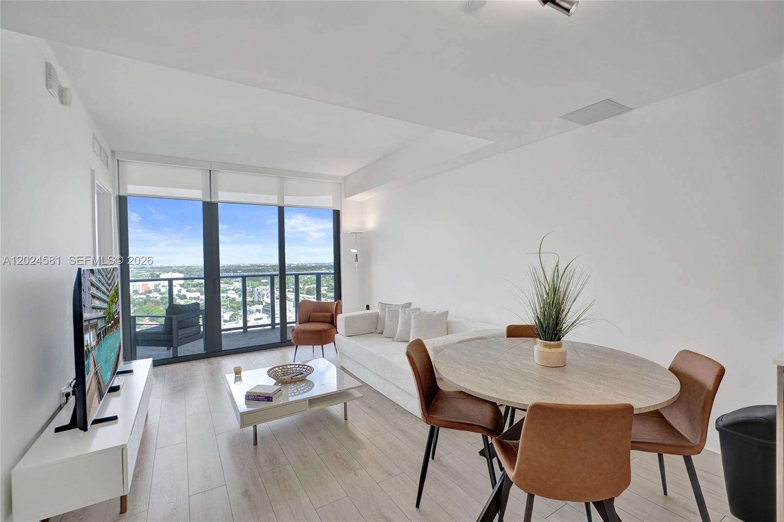 121 NE 34th St 2310
