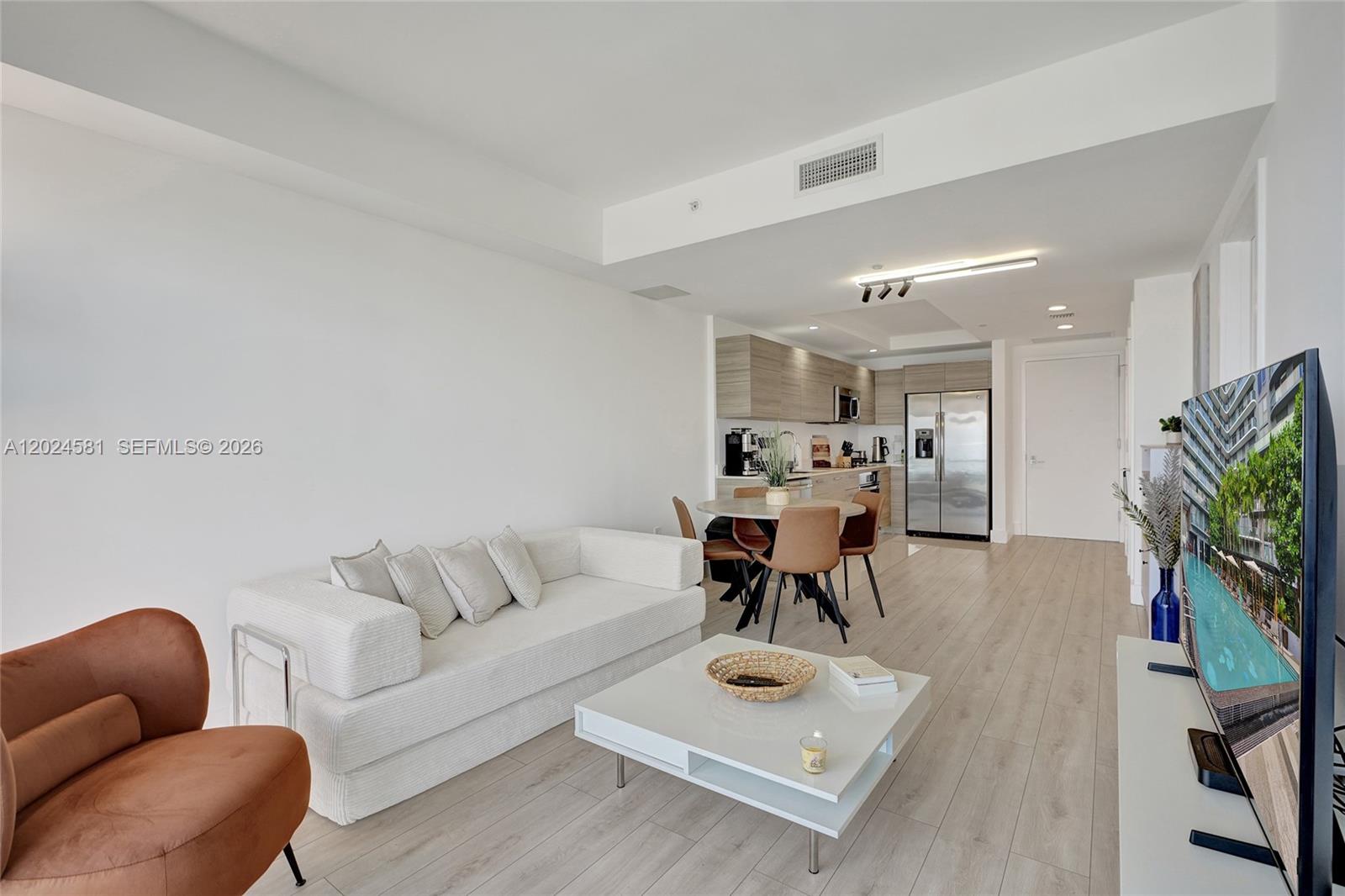 121 NE 34th St 2310