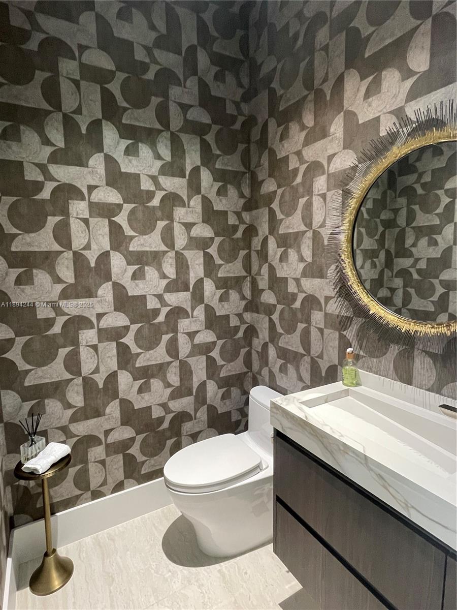 CORAL GABLES RIVIERA SEC - Residential