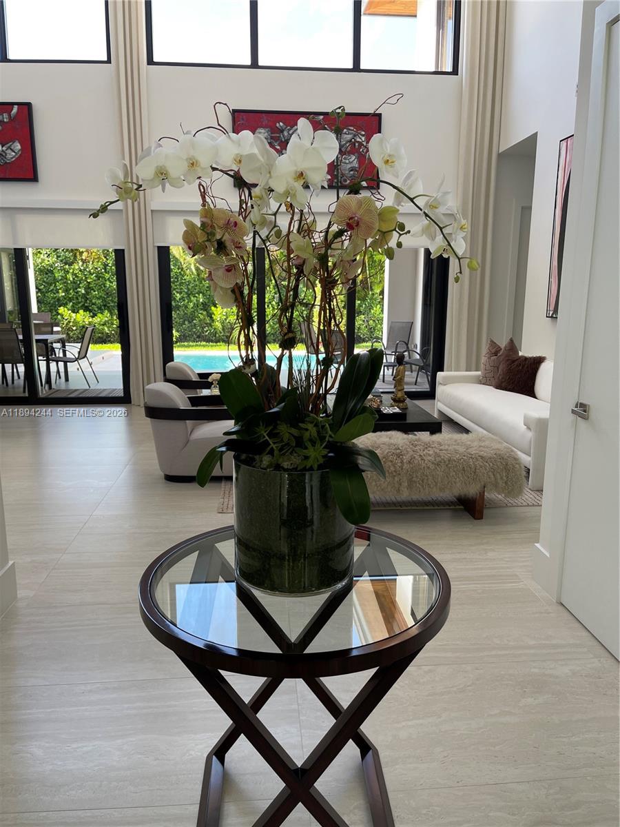 CORAL GABLES RIVIERA SEC - Residential