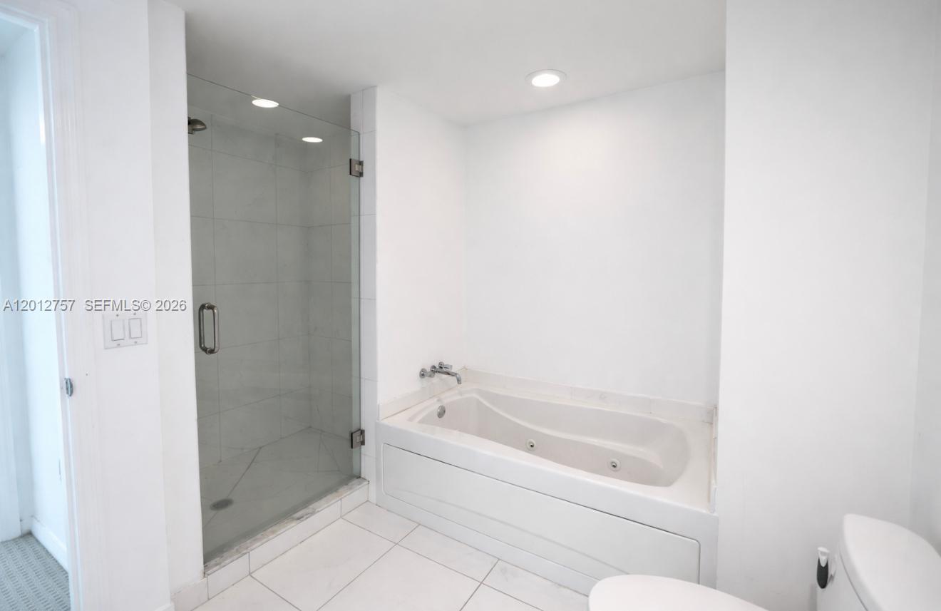 500 BRICKELL EAST CONDO - Residential Lease