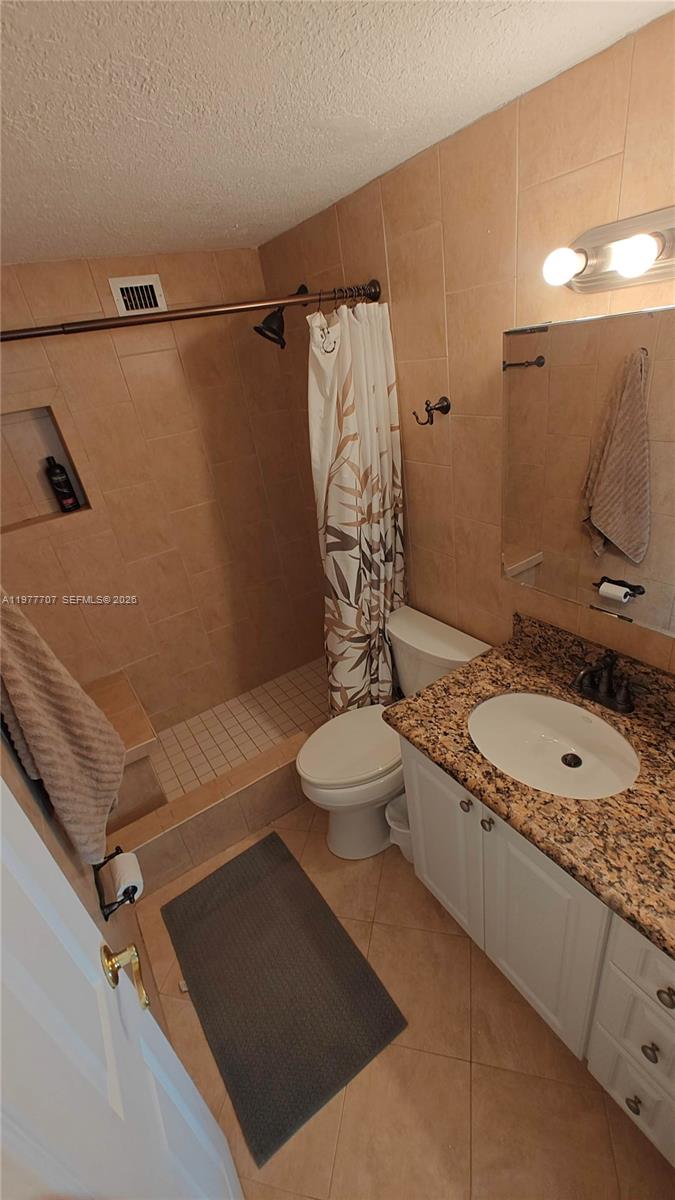 FOUR AMBASSADORS CONDO PH - Residential