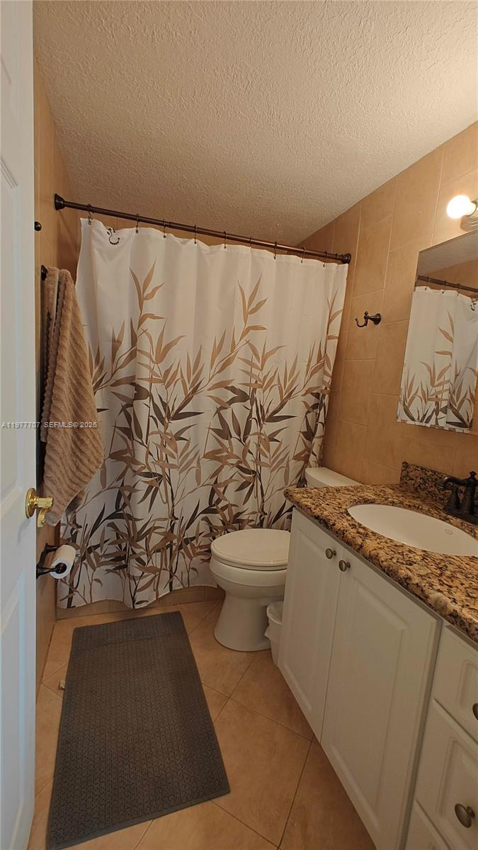 FOUR AMBASSADORS CONDO PH - Residential