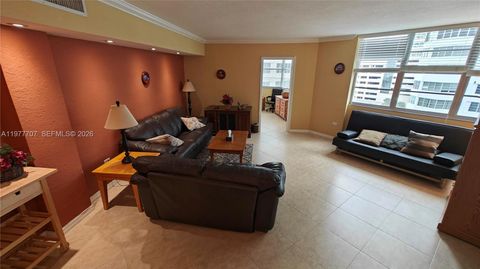 Tiny photo for 825 Brickell Bay Dr #841, Miami, FL 33131 (MLS # A11977707)