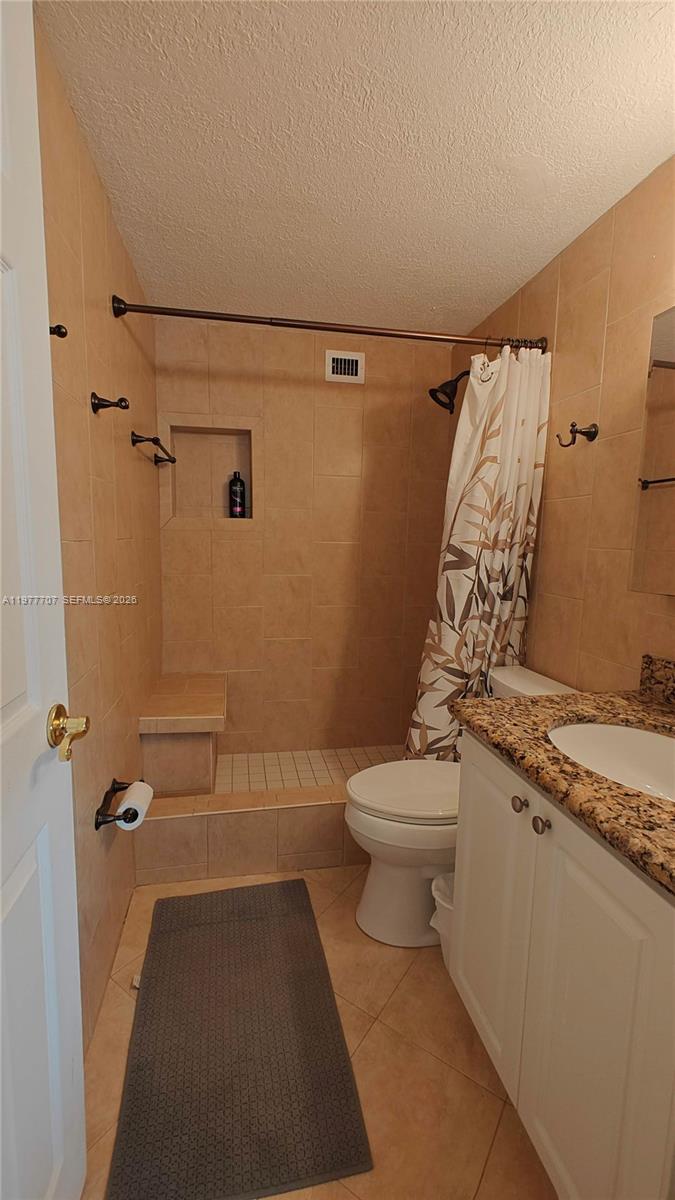 FOUR AMBASSADORS CONDO PH - Residential