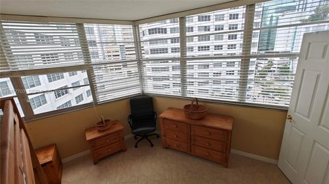 Tiny photo for 825 Brickell Bay Dr #841, Miami, FL 33131 (MLS # A11977707)