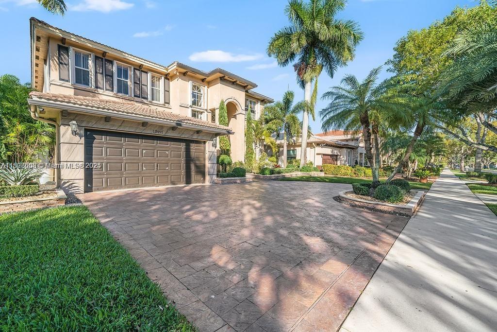 Rental Property at 13451 Sw 21st St, Miramar, Broward County, Florida - Bedrooms: 5 
Bathrooms: 4  - $8,000 MO.