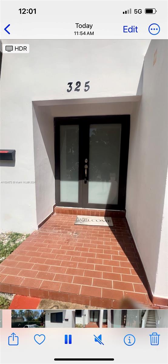 SPANISH COURT - Residential Lease