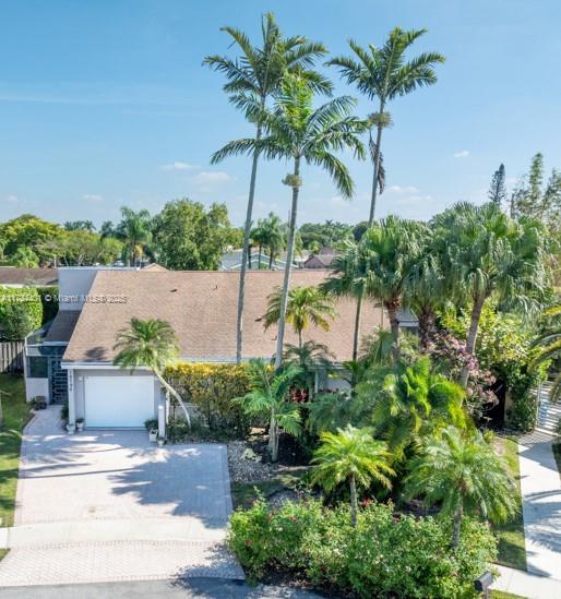 16796 Royal Poinciana Dr