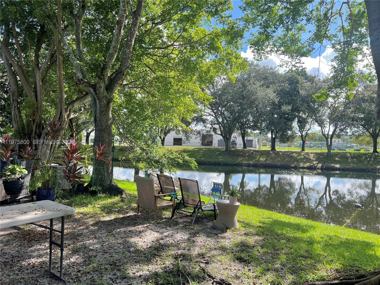 CINNAMON PLACE II - Residential Lease