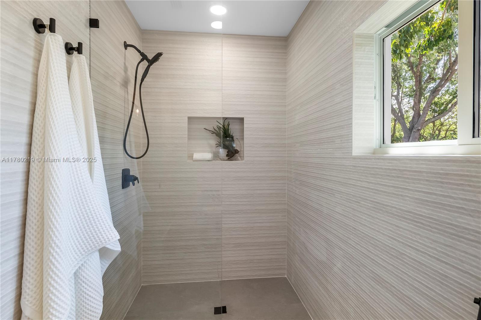 KENDALLLANE ESTATES SEC A - Residential