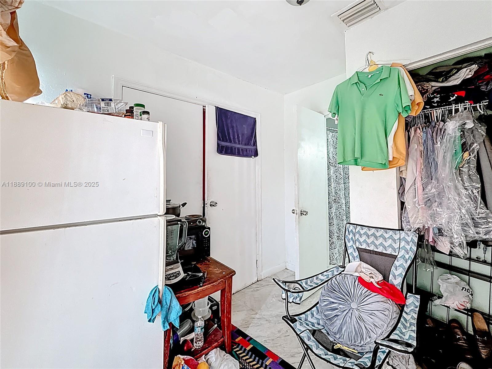 PLEASANT VILLAGE - Residential