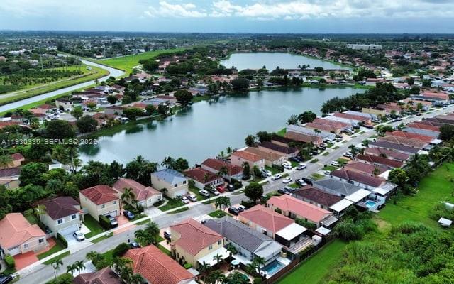 WEITZER SERENA LAKES WEST - Residential