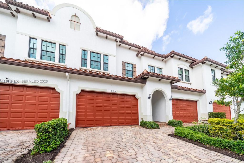 Photo of 11674 SW 13th Ln #1674, Pembroke Pines, FL 33025 (MLS # A11987156)