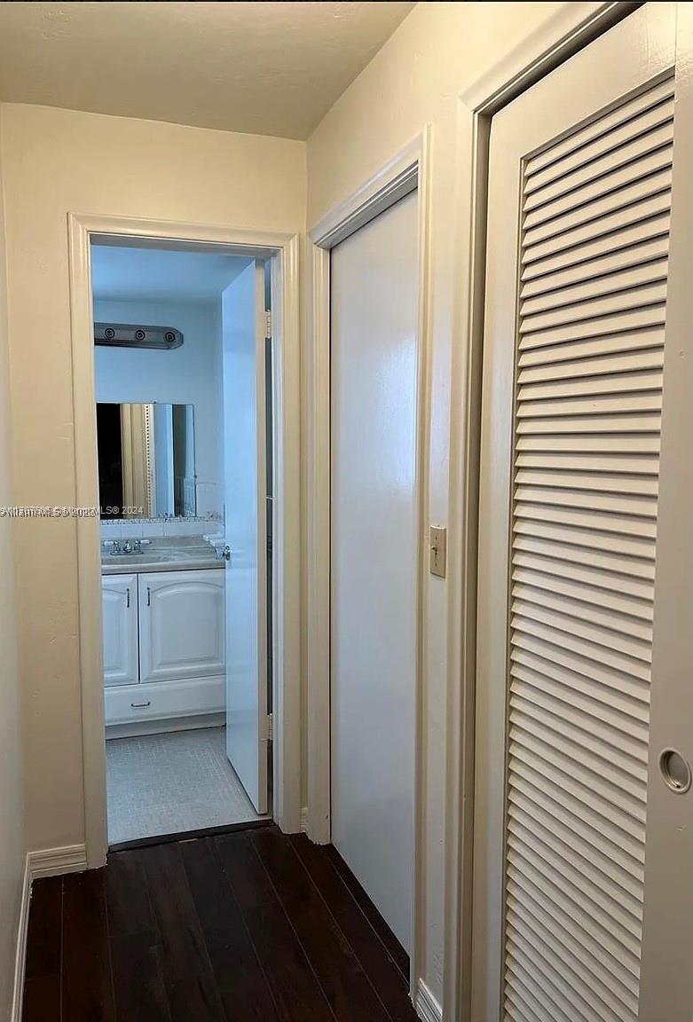 ORANGEBROOK GOLF APTS CON - Residential