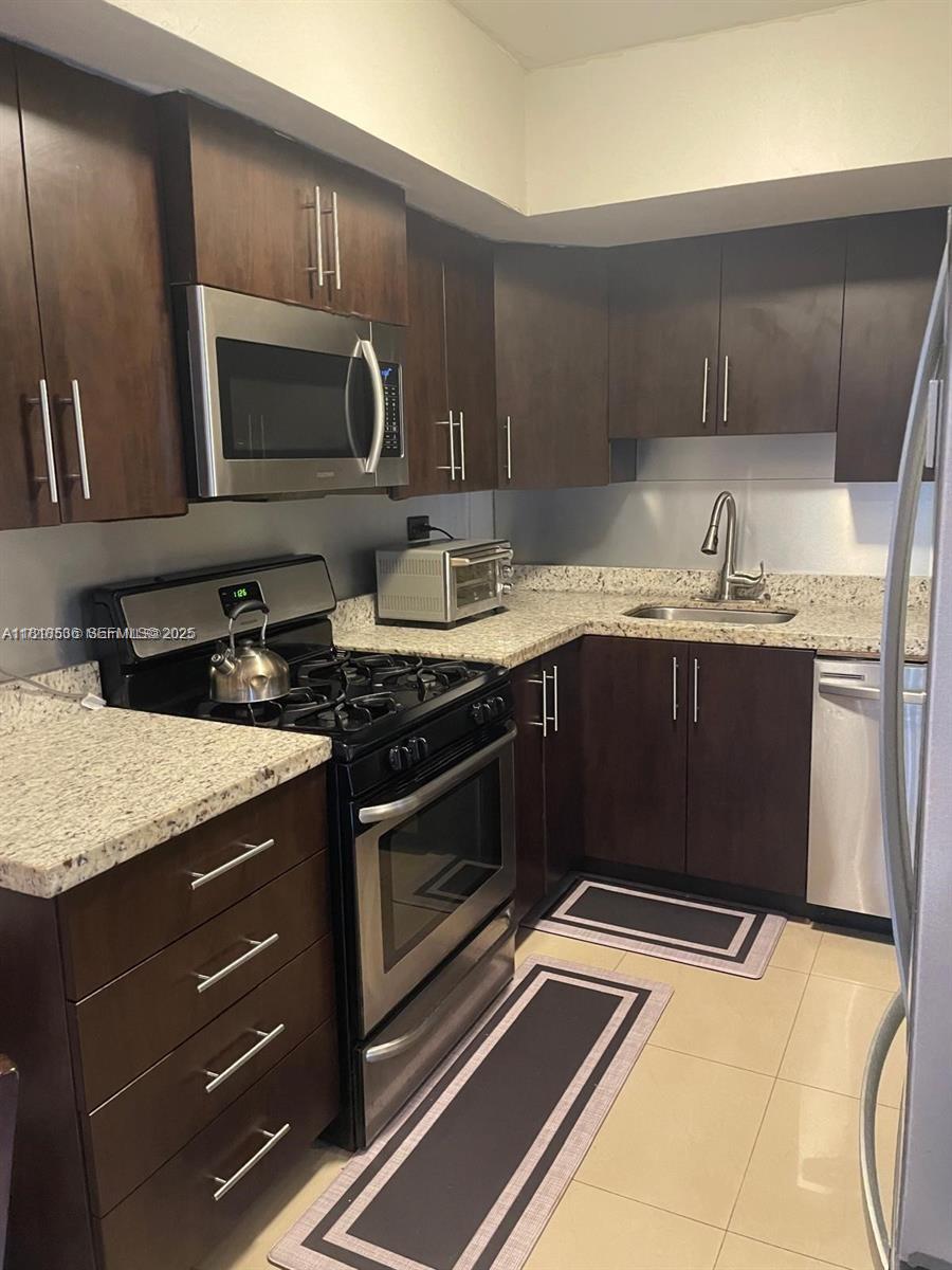 MISSIONWOOD AT MIRAMAR CO - Residential