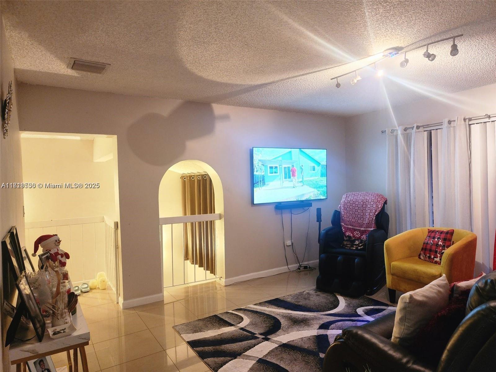 Property for Sale at 8409 N Missionwood Cir D-30, Miramar, Broward County, Florida - Bedrooms: 3 
Bathrooms: 2  - $345,000