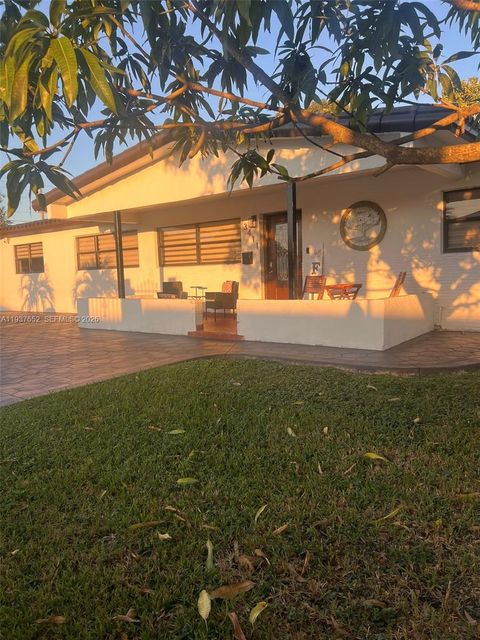 3411 SW 121st Ave Miami FL 33175