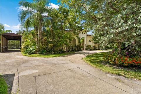 Tiny photo for 6600 SW 111th St, Pinecrest, FL 33156 (MLS # A12077084)