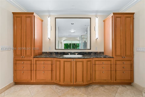 Tiny photo for 6600 SW 111th St, Pinecrest, FL 33156 (MLS # A12077084)