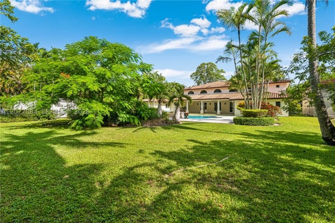 Tiny photo for 6600 SW 111th St, Pinecrest, FL 33156 (MLS # A12077084)