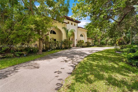 Tiny photo for 6600 SW 111th St, Pinecrest, FL 33156 (MLS # A12077084)