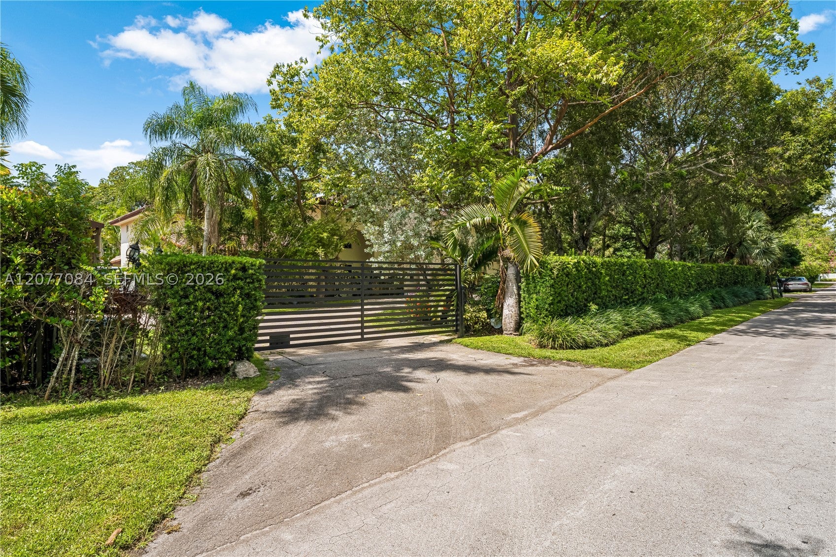 6600 SW 111th St, Pinecrest FL 33156