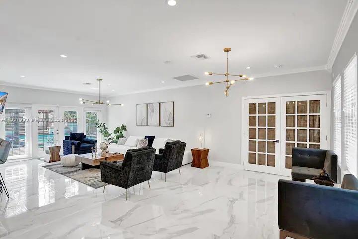 DANIA HEIGHTS - Residential Lease