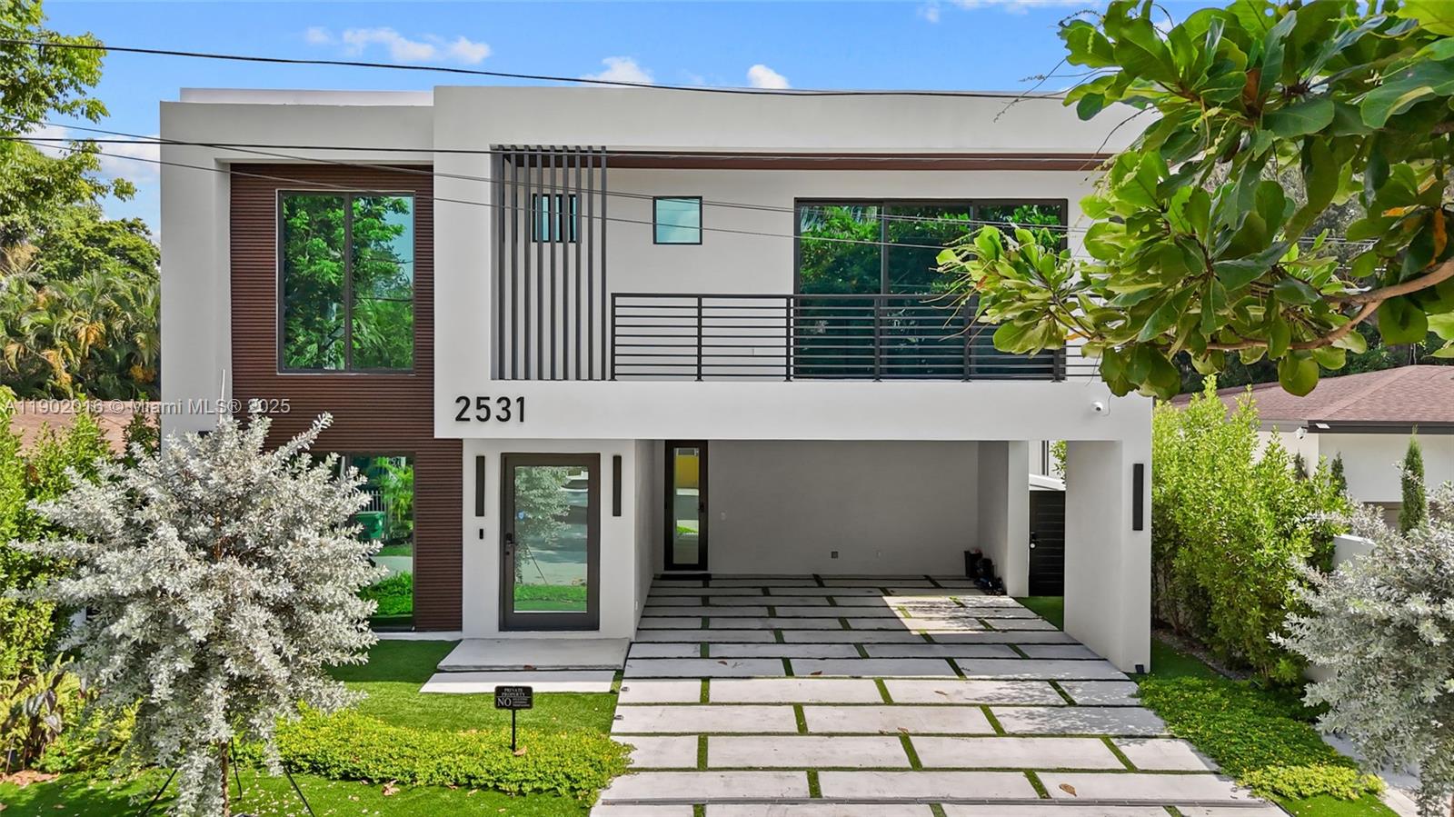 OJUS PARK - Residential