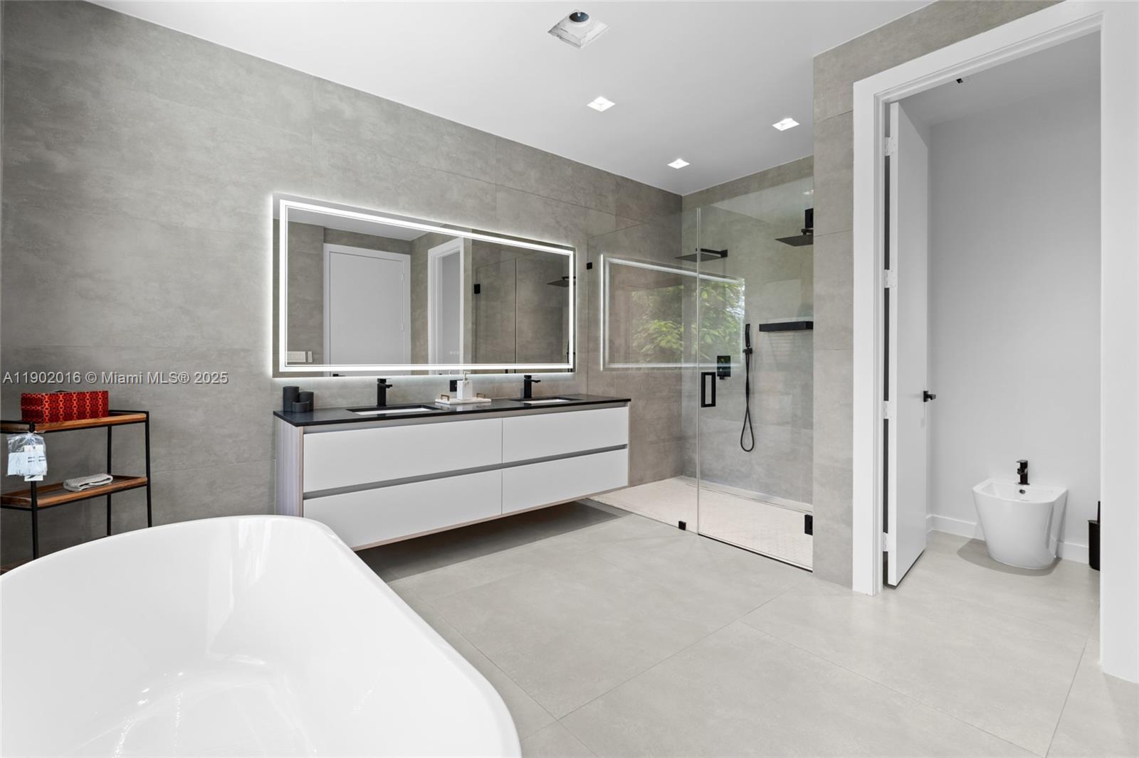 OJUS PARK - Residential