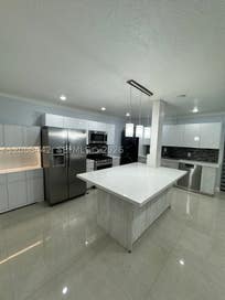 6812 Brookline Dr 6812 Hialeah FL 33015