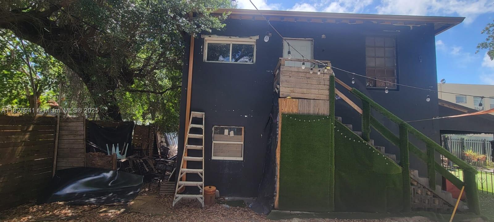 279 NW 54th St