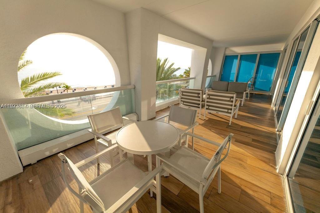 551 FLB CONDOMINIUM RESID - Residential