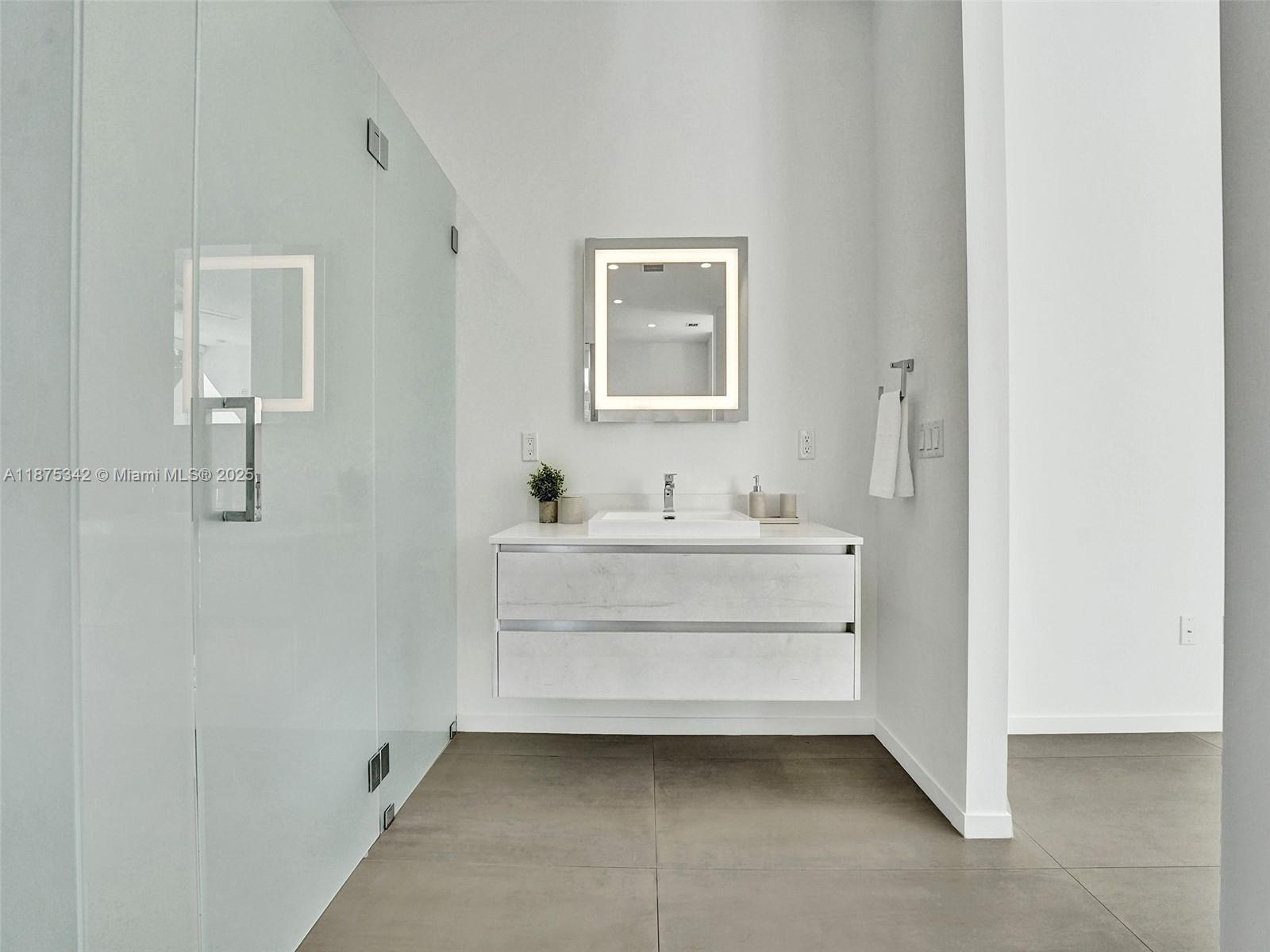 MIDDLE RIVER MANOR ADD - Residential Lease