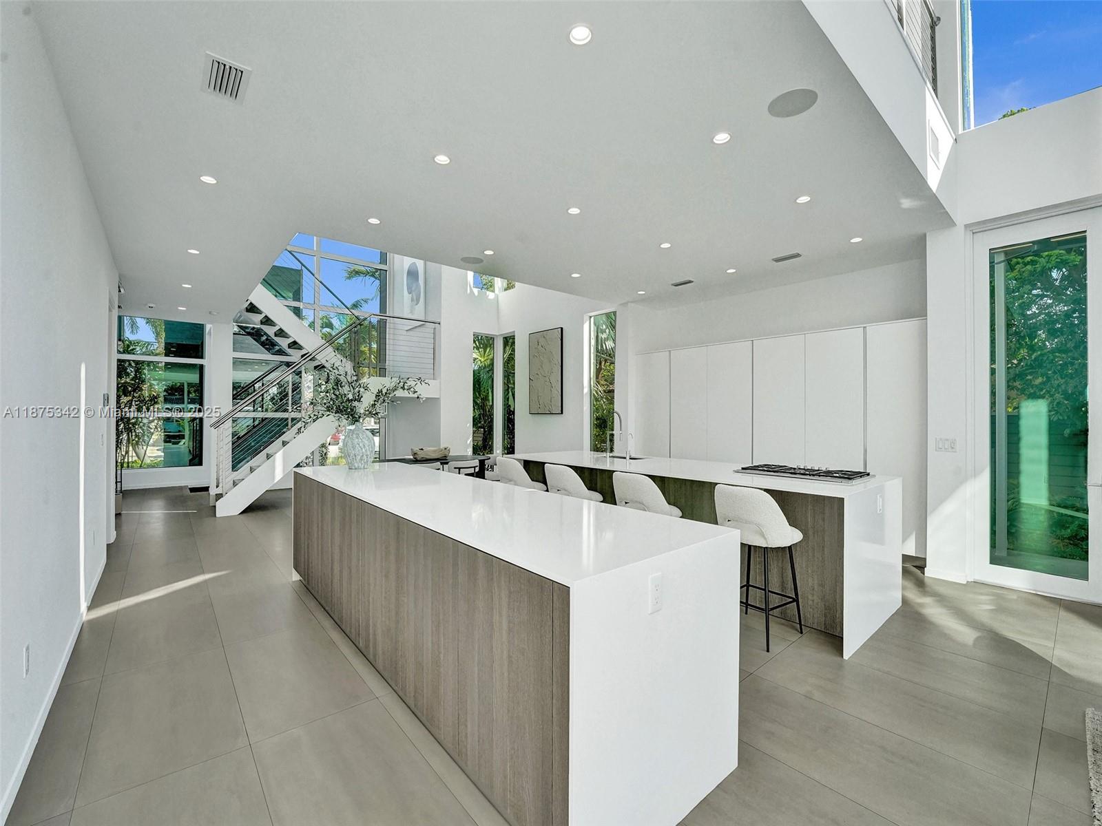 MIDDLE RIVER MANOR ADD - Residential Lease