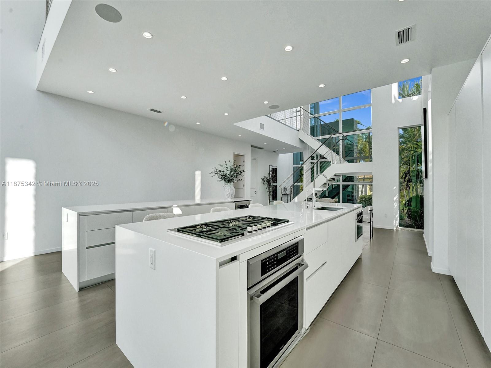 MIDDLE RIVER MANOR ADD - Residential Lease